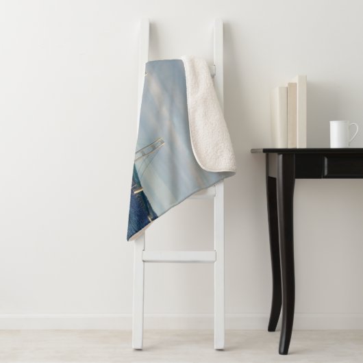 Mackinac Bridge sherpa blanket Sherpa Deken (In situ)