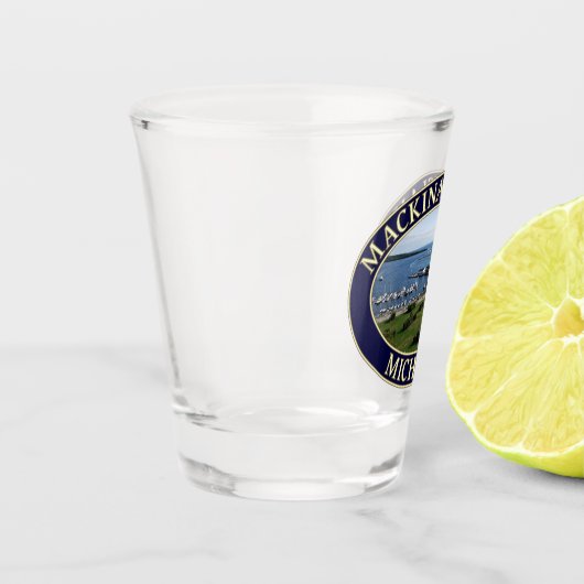 Mackinac Island Harbour & Lake Huron in Michigan Shot Glas (Links)