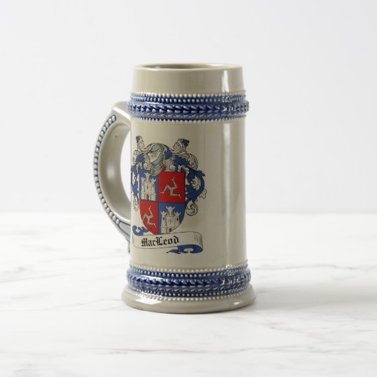 MacLeod Coat of Arms Stein - Family Crest Bierpul (Voorkant links)