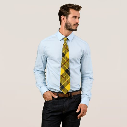 MacLeod Scottish Clan Tartan Pattern Stropdas (In situ)