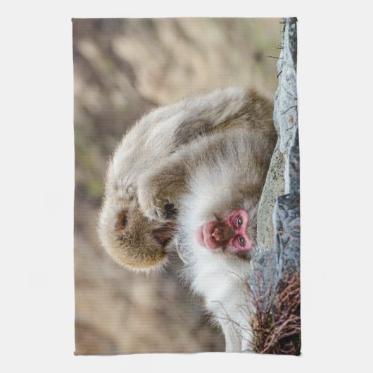 Macque Monkey, Genieten van het goede leven Theedoek (Verticaal)