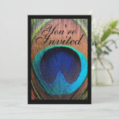 Macro Peacock Feather Rich Blues Uitnodiging (Staand voorkant)