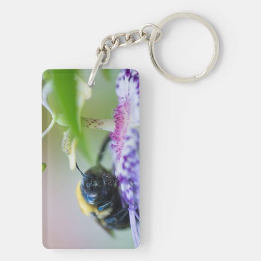 Macrofoto van Bumble Bee Sleutelhanger (achterkant)