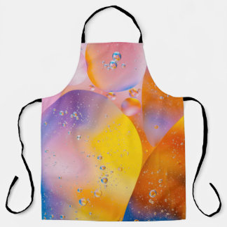 MACROFOTOGRAFIE VAN WATER EN ZONKERE OLIE IN DI SCHORT