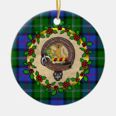 MacThomas Badge & Tartan Gepersonaliseerde Kerstmi Keramisch Ornament (Voorkant)