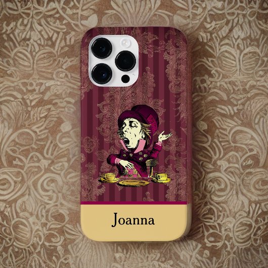 Mad Hatter Burgundy en Gold Damask met Monogram Case-Mate iPhone Case