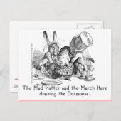 Mad Hatter en March Hare Dunking the Dormouse Briefkaart (Voorkant / Achterkant)