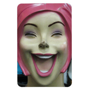 Mad Laughing Mannequin ~ Uncanny Valley Girl Magneet
