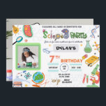 Mad Science Party, Scientist Birthday Invitation Kaart<br><div class="desc">Verrijk je gasten met deze kleurrijke uitnodiging van een wetenschapsparter met wetenschappelijke elementen die microscoop wereldbol experimenteren,  je kunt je kind afbeelding en een afbeelding toevoegen voor de achtergrond. Voeg eenvoudig uw gebeurtenisdetails op deze makkelijk te gebruiken sjabloon toe om het één-van-een-soort uitnodiging te maken</div>