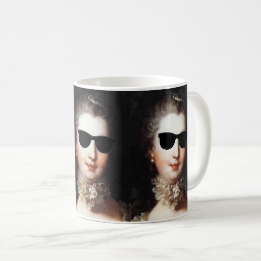 ♥ Madame de Pompadour with sunglasses crazy ♥ Koffiemok (Voorkant rechts)
