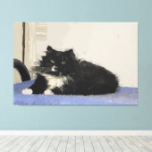 Maddy the Cat Stretched Canvas Print (Insitu (Houten vloer))