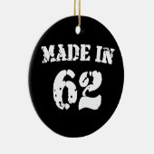 Made in 1962 keramisch ornament (Rechts)