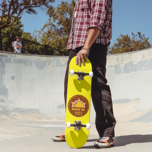 MADE IN 1973 grappig verjaardagscadeau Persoonlijk Skateboard (Buiten 2)