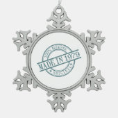 Made in 1979, geboortejaar, rondrubberzegel Logo Tin Sneeuwvlok Ornament (Voorkant)