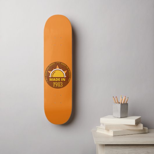 MADE IN 1983 grappig verjaardagscadeau Persoonlijk Skateboard (Muurkunst)
