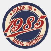 Made in 1985 ronde sticker (Voorkant)