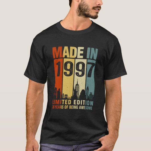 Made In 1997 26 Years Of Being Awesome T-shirt (Voorkant)