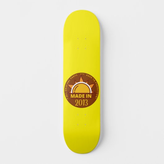 MADE IN 2013 grappig verjaardagscadeau Persoonlijk Skateboard (Voorkant)