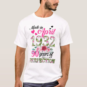 Made in april 1932 Floral 90 jaar oud 90 jaar oud T-shirt