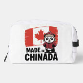 Made in Chinada Panda – Chinese Canadian Toilettasje (Achterkant)