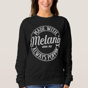 Made met melanine sinds 1963 Altijd Poppin Birthda Trui