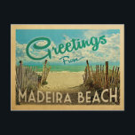 Madeira Beach Briefkaart Vintage Travel<br><div class="desc">Deze groeten van het  briefkaart Madeira Beach zijn voorzien van een zandig strand met een mooi oceaanwater uit turquoise en boven het zee,  een blauwe hemel met blauw witte wolken. In de klassieke reisstijl.</div>