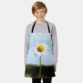 Madelief rechtop geisoleerd in de natuur. schort (Gedragen)