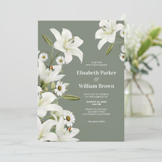 Madeliefjes en witte lelies groene achtergrond bru kaart (Staand voorkant)