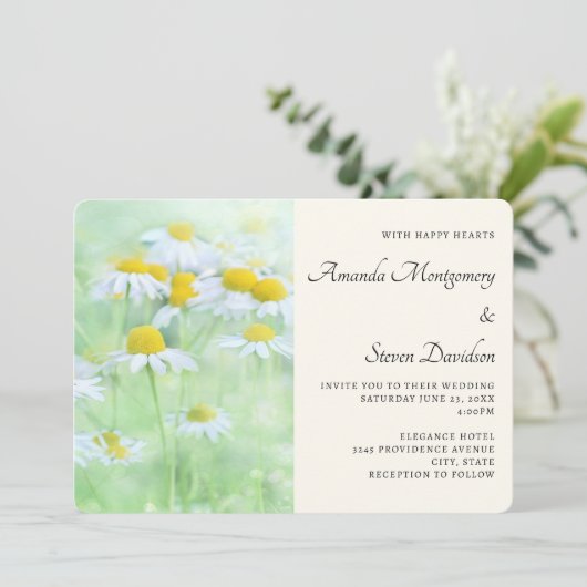 madeliefjes in een veld bruiloft kaart (Staand voorkant)