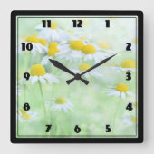  madeliefjes in een veldfoto op een vierkante klok (Voorkant)