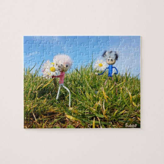 Madeliefjes plukkende fubby's.     legpuzzel (Horizontaal)