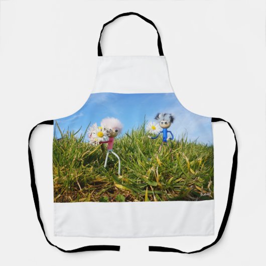 Madeliefjes plukkende fubby's.     schort (Voorkant)