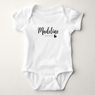 Madeline Name openbaart Betekenis van een minimaal Romper