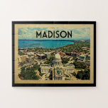 Madison Wisconsin Vintage Travel Legpuzzel<br><div class="desc">Madison Wisconsin is ontworpen in Vintage Travel stijl met de skyline van Madison,  Wisconsin,  staatskapitol met uitzicht van het meer en blauwe lucht.</div>