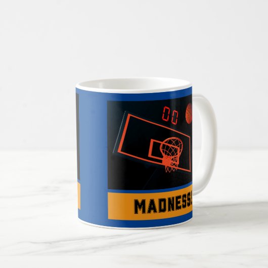 Madness Zero op de Shot Clock Koffiemok (Voorkant rechts)