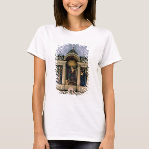 Madonna en Child and Saints (triptych altarstuk) T-shirt