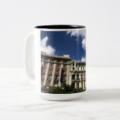 Madrid — Edificio Metrópolis Mug Tweekleurige Koffiemok (Voorkant links)