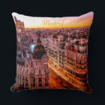 Madrid Spanje Capitol City Skyline Kussen<br><div class="desc">Madrid Spanje Capitol City Skyline Beauful Oranje Light</div>