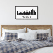 Madrid, Spanje | Zwarte en witte veldlijn Canvas Afdruk (Insitu (Slaapkamer))