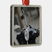 Madrid, zwarte Vespa scooter Metalen Ornament (Rechts)