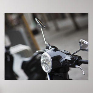 Madrid, zwarte Vespa-scooter Poster
