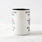 Mag je het vertrouwen hebben in een medio wit? tweekleurige koffiemok (Center)