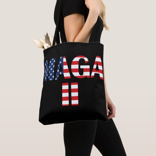 MAGA 2, Amerikaanse vlag Tote Bag (Dichtbij)