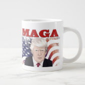 MAGA American Flag Trump red text Grote Koffiekop (Rechts)