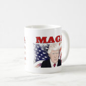 MAGA American Flag Trump red text Koffiemok (Voorkant rechts)