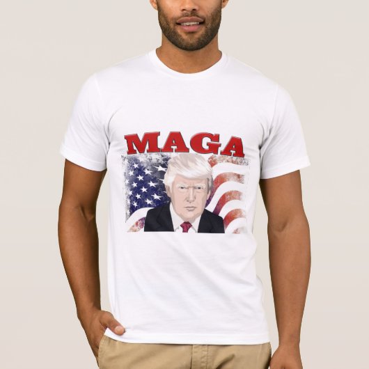 MAGA American Flag Trump red text T-shirt (Voorkant)