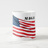 MAGA Flag Coffee Cup Grote Koffiekop (Voorkant)