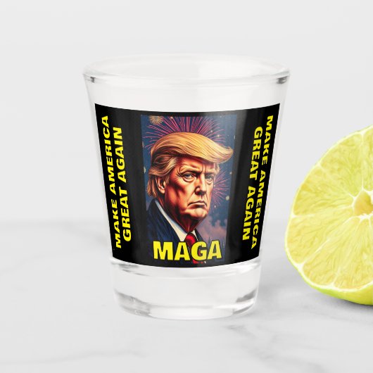 MAGA Shot glas (Voorkant)