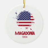 MAGADONIA 2024 KERAMISCH ORNAMENT (Voorkant)