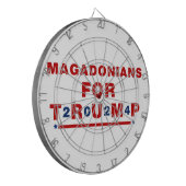 Magadonians voor Trump 2024 Red Blue Star Dartbord (Voorkant Links)